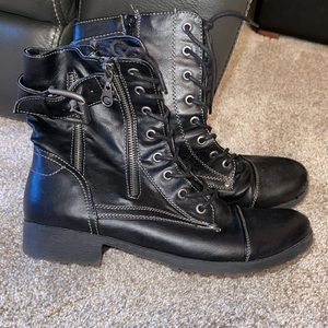 Guess combat boots